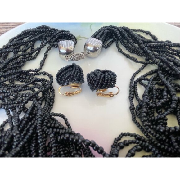 Vintage 1960s Black glass Seed Bead 12 Strand Necklace Cluster Earrings Set - Picture 11 of 14